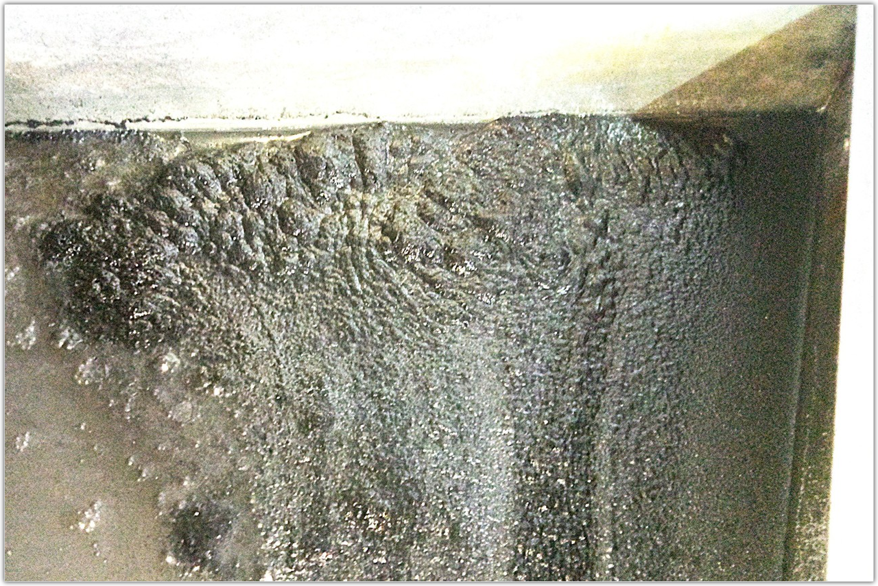 局所排気装置スラッジ堆積