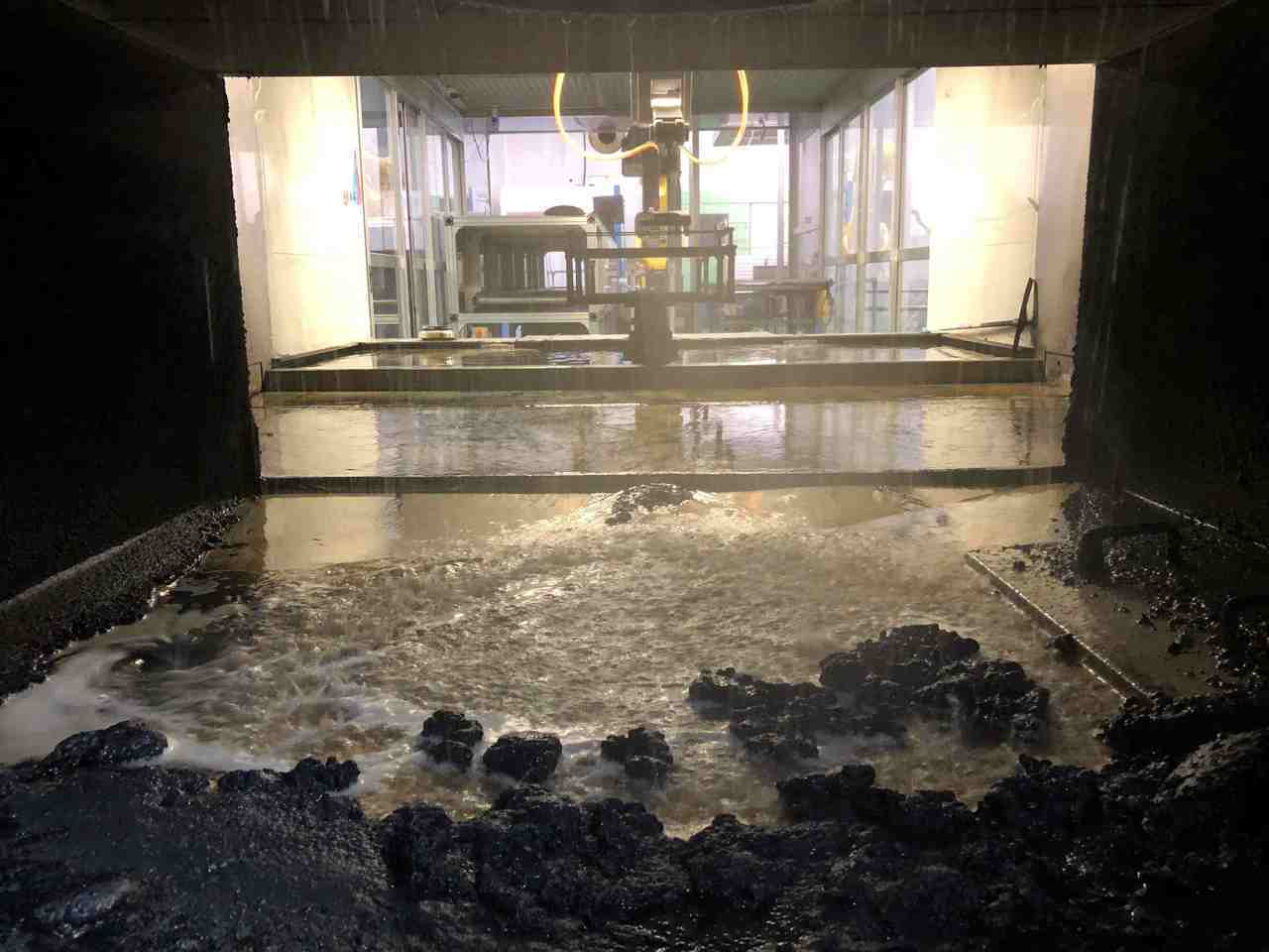 水に溶解しない有機溶剤